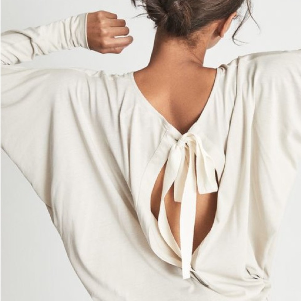 Reiss Marlin Fine Jersey Bow Detail Top in Beige size XS